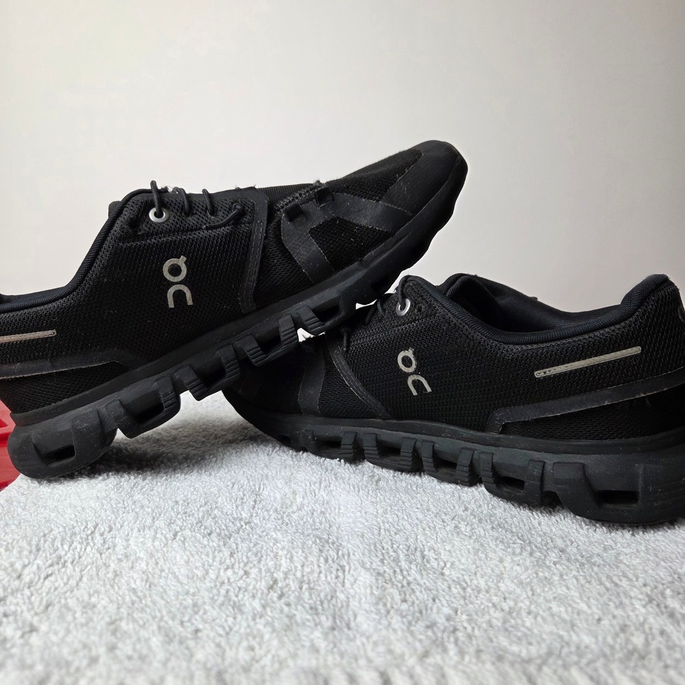 ON Men Cloud 6 Black Core 3MF10071043 Size 7 - Picture 6 of 8